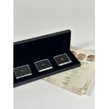 A boxed set of three London Mint Victory Set of quarter sovereigns, (3.11g, 1.99g and 3.11g)
