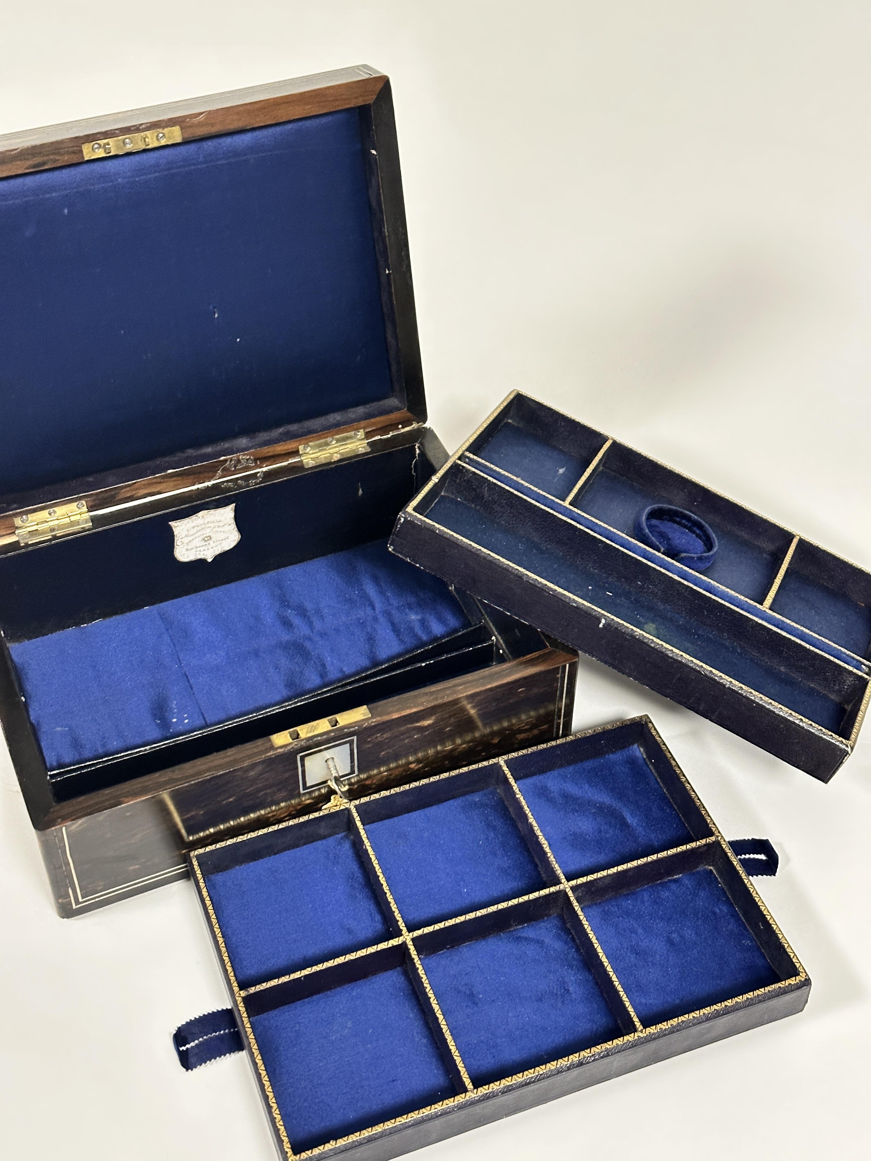 A Victorian coromandel rectangular jewellery box with mother of pearl inlaid rectangular boarded - Image 3 of 4