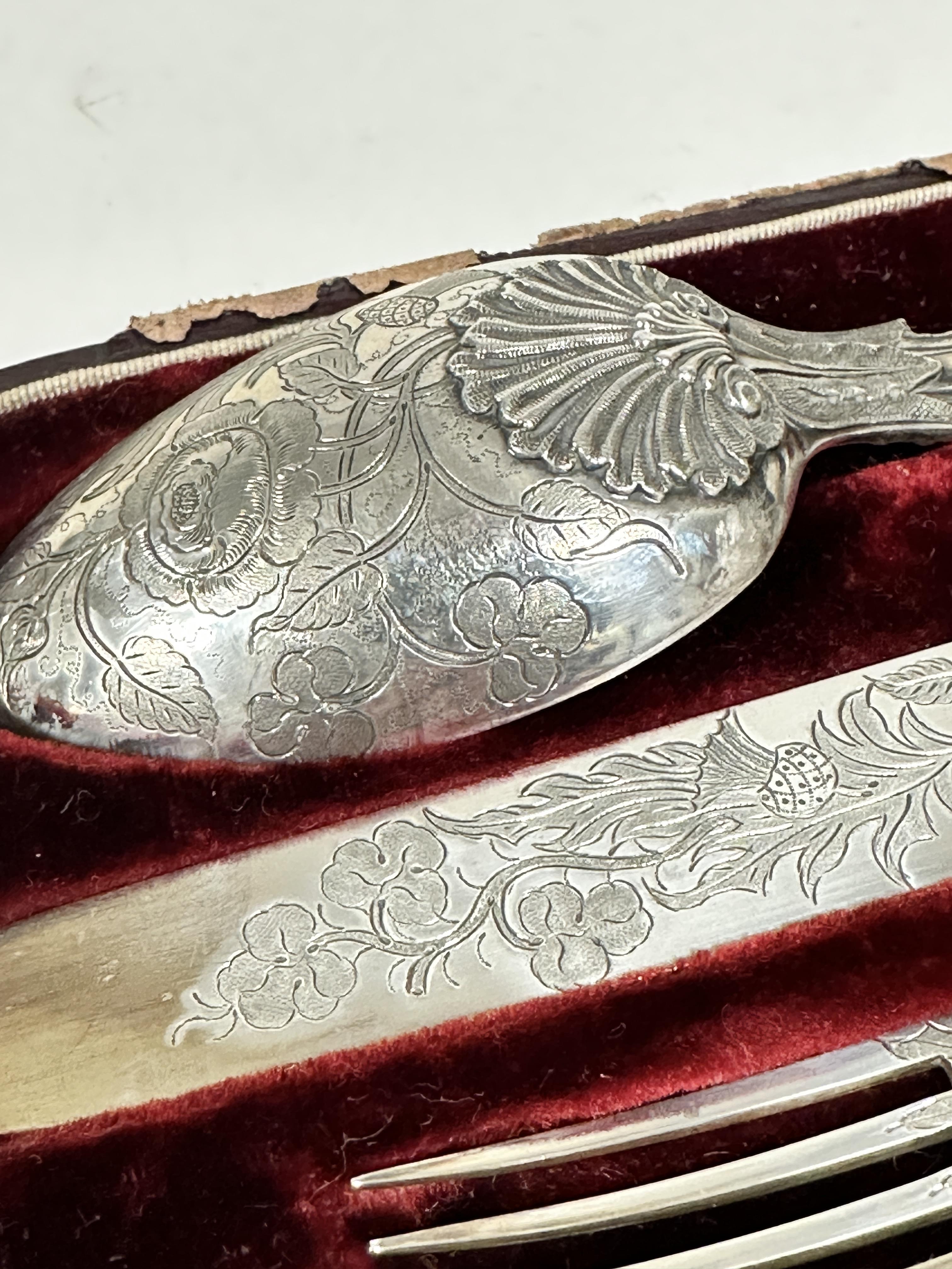 An Irish Dublin 1818 silver Fiddle, Shell and Thread pattern table spoon with engraved griffin - Image 4 of 7