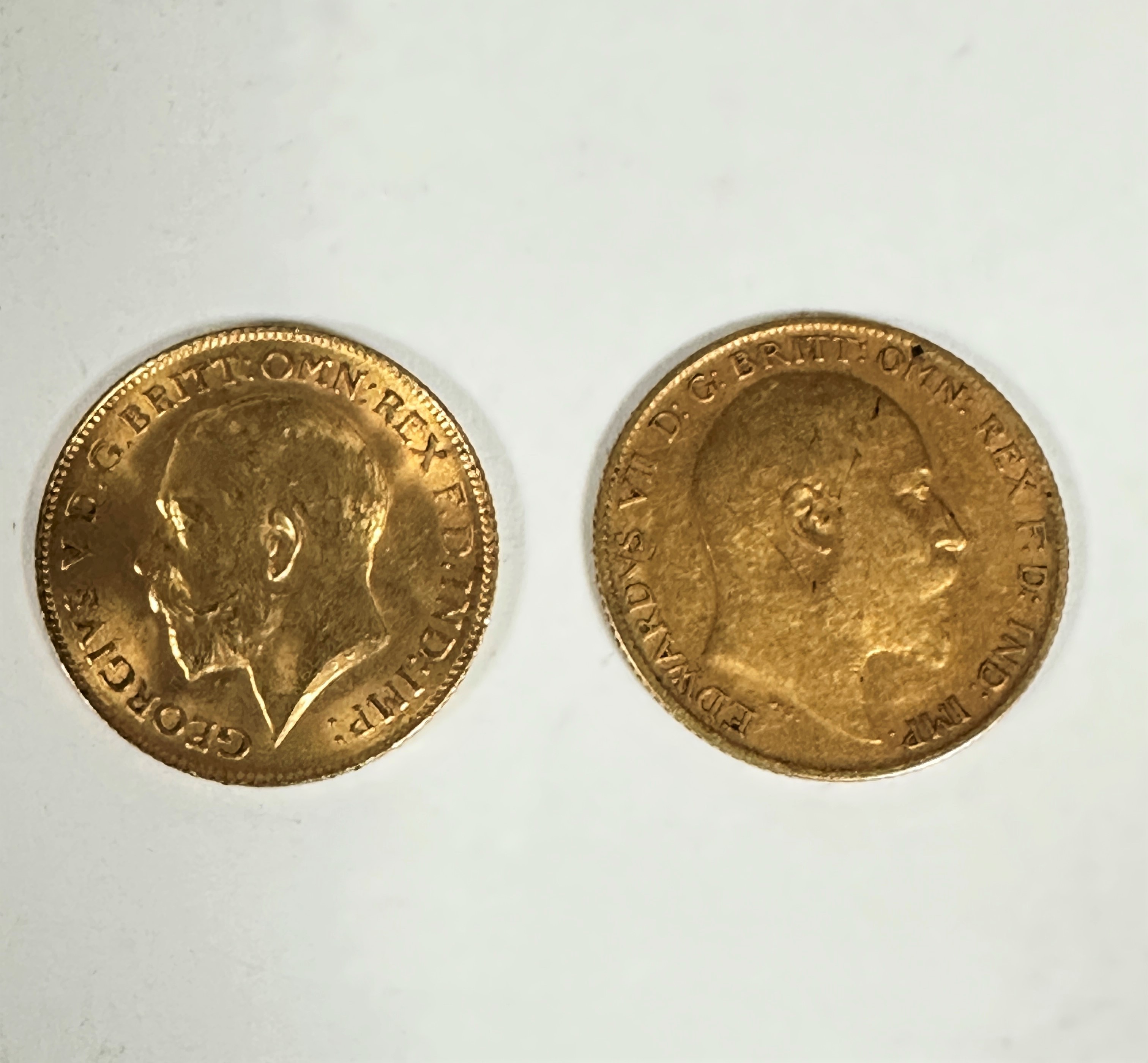 A George V gold half Sovereign 1914 and an Edward VII gold half Sovereign, 1907