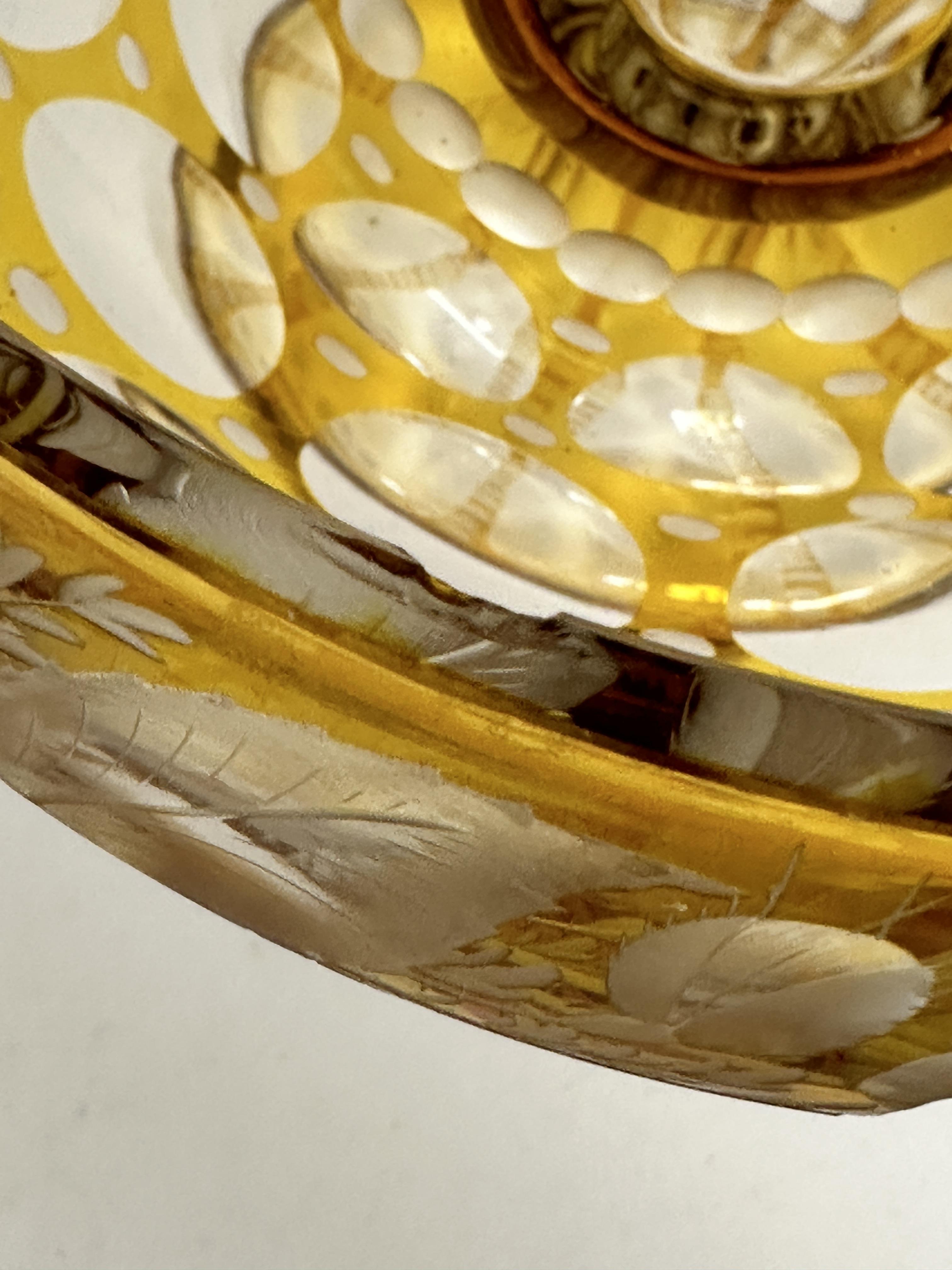 A large amber to clear slice cut fruit bowl with stylised flowers, leaves and panels, on faceted cut - Image 2 of 3