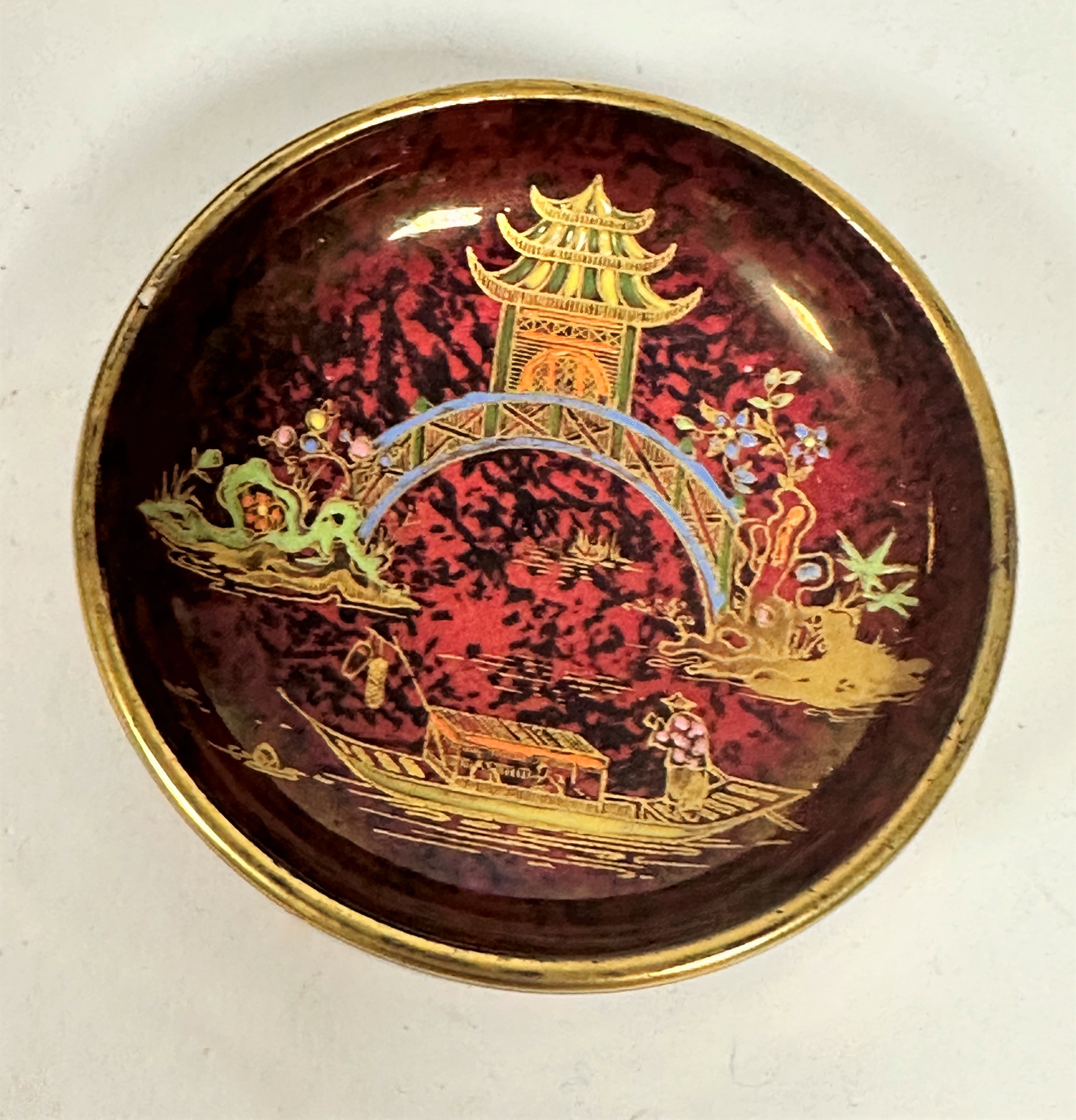 A Carlton Ware Rouge Royale rectangular cigarette box decorated with phoenix design, gilt - Image 5 of 6