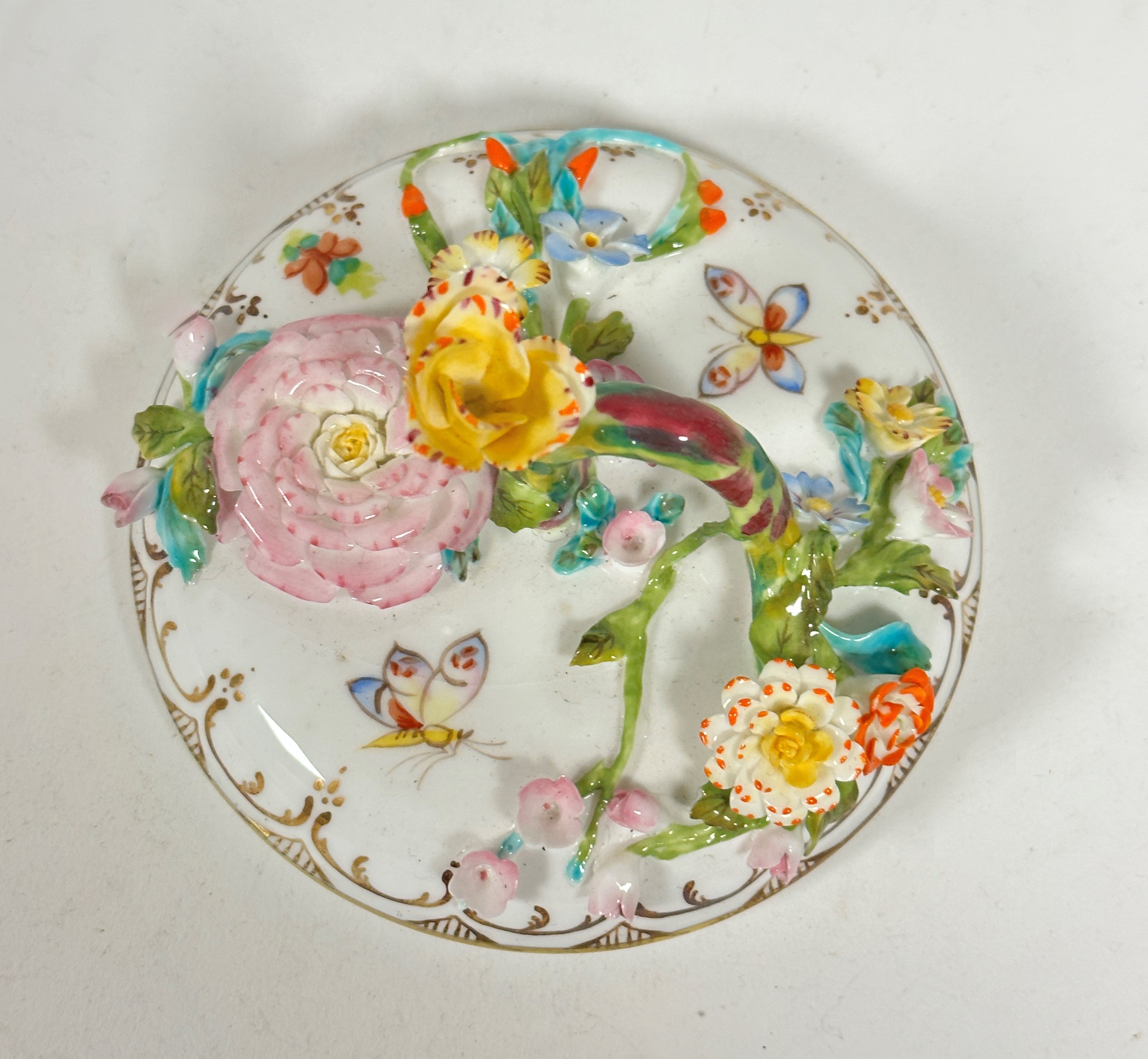 A Coalport Coalbrookdale posy dish and cover decorated in the Coalbrookdale style with floral - Image 7 of 7