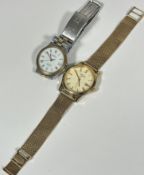 A Gentleman's Tissot quartz stainless steel wristwatch with enamelled dial, Roman numerals and