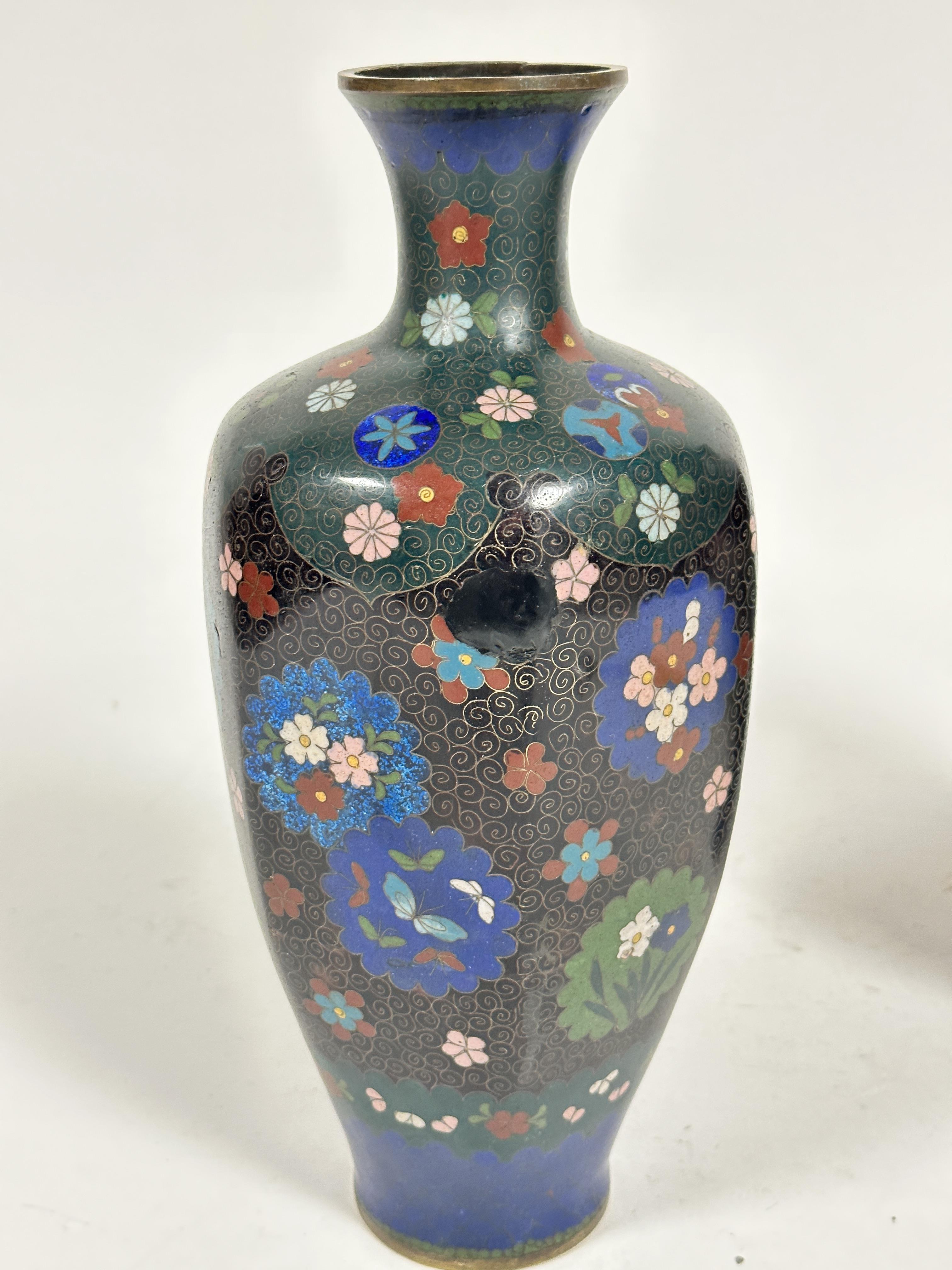 A pair of Japanese cloisonne octagonal baluster tapered vases decorated with chrysanthemum flower - Image 3 of 6