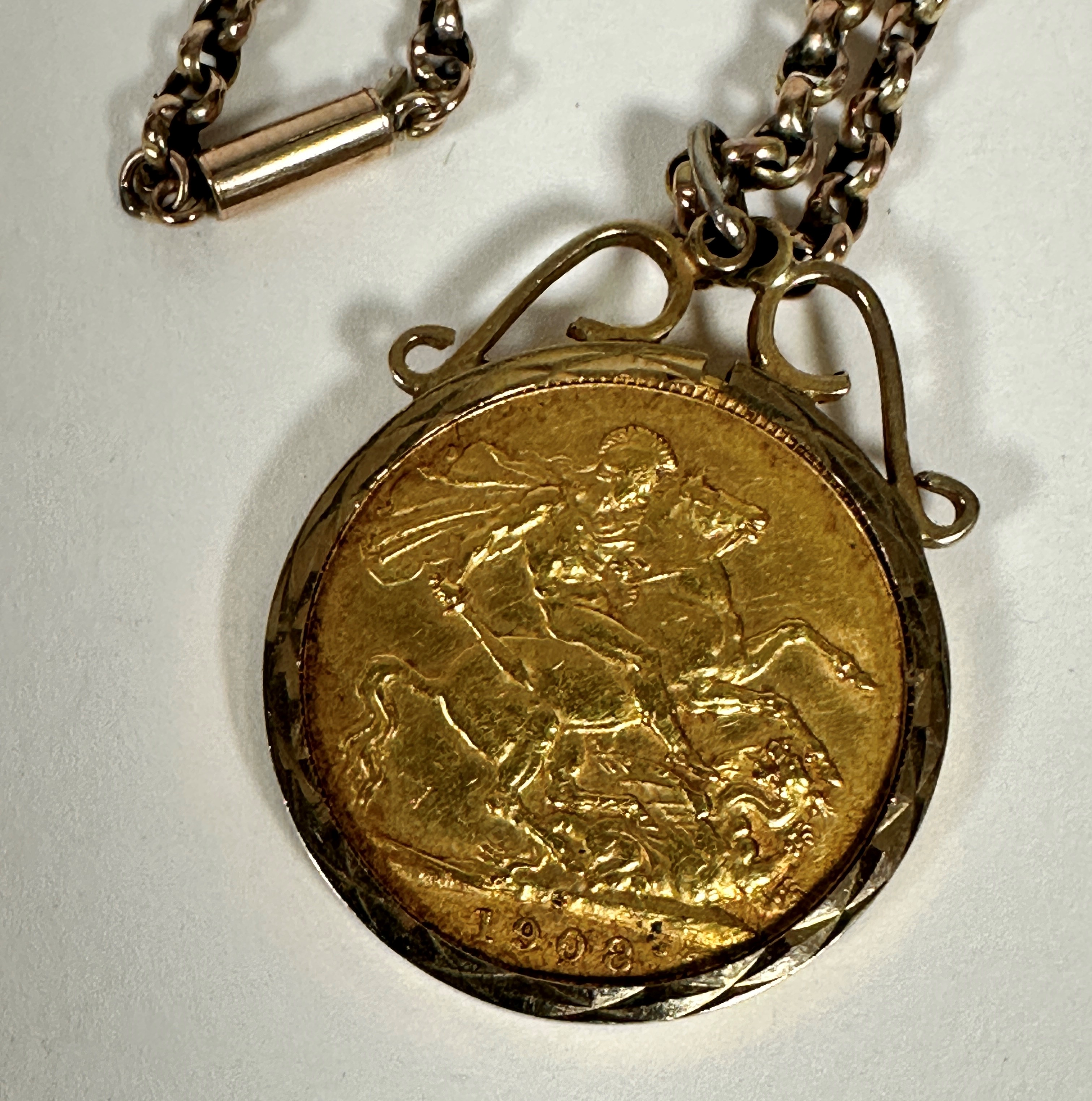 Edward VIII gold Sovereign 1908 mounted in yellow metal rub over mount complete with 9ct gold - Image 2 of 2