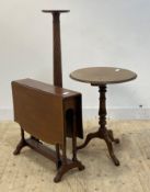 An Edwardian satinwood inlaid mahogany Sutherland table (H64cm) together with an early 20th