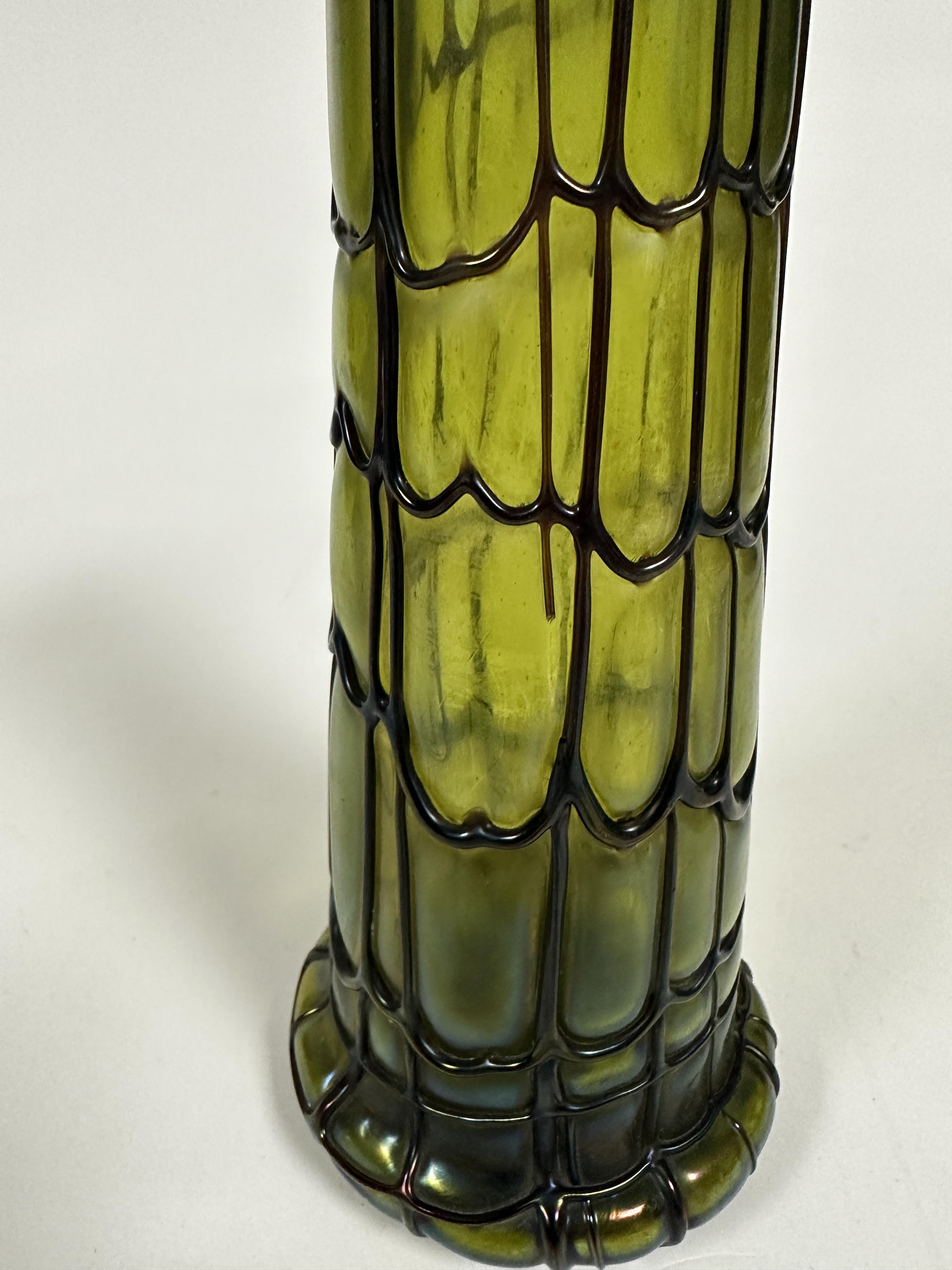 An Edwardian green lustre glass tapered cylinder vase with spreading foot with overlaid brown - Image 4 of 5