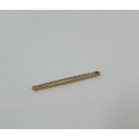 A 9ct gold bar brooch (4.5cm) (1.55g)