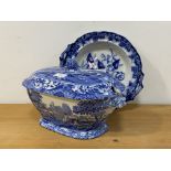 A Copeland Spode Blue Italian vegetable tureen and cover, good condition (h- 21cm) together with a