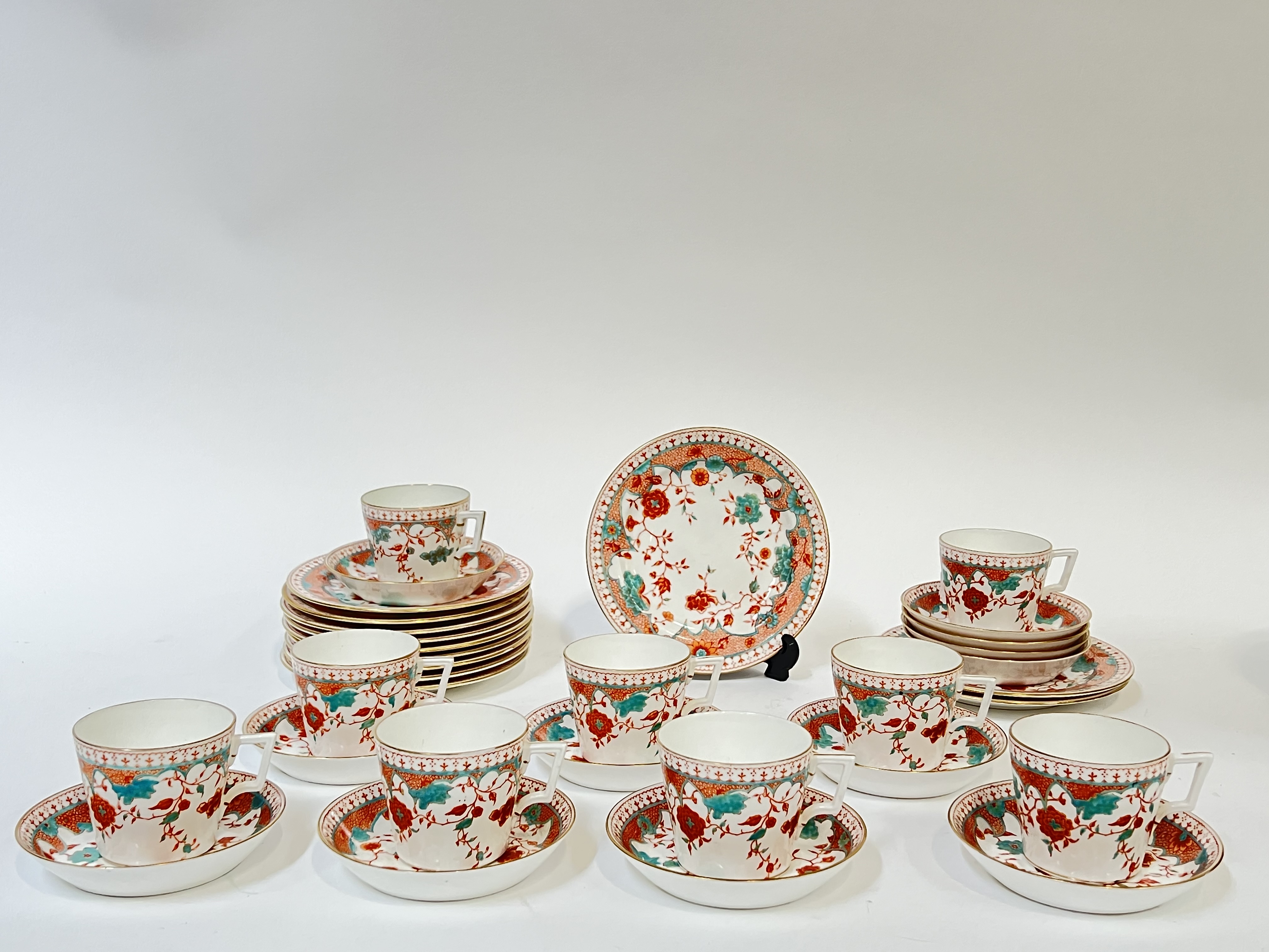 Royal Crown Derby, a part tea service comprising nine teacups (h- 6.5cm), thirteen saucers (w- 13cm) - Image 7 of 7
