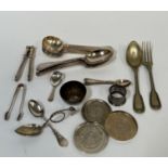 A collection of silver and silver plate comprising a EPNS cutlery (some marked for Walker and Hall),