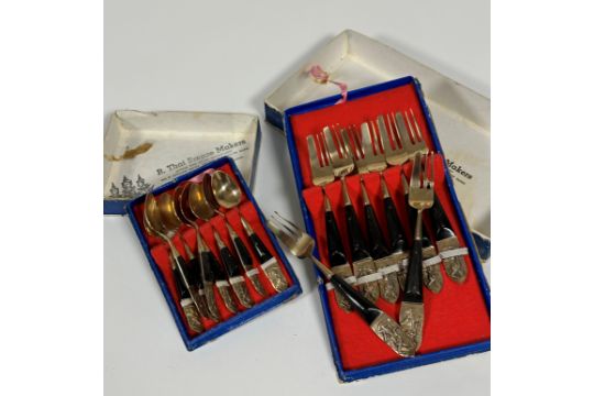 A set of eight R.Thai Bronze Maker's of Bangkok horn handled pastry forks (16cm) and a set of