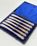 A set of six Sheffield silver, 1915, Edwardian Epns bladed tea knives in original fitted case,