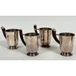 A set of four Epns pint tankards with horn handles to side (12.5cm x d.9.5cm)