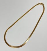 A 9ct gold flat chain link necklace complete with lobster claw (18cm) (9.48g)