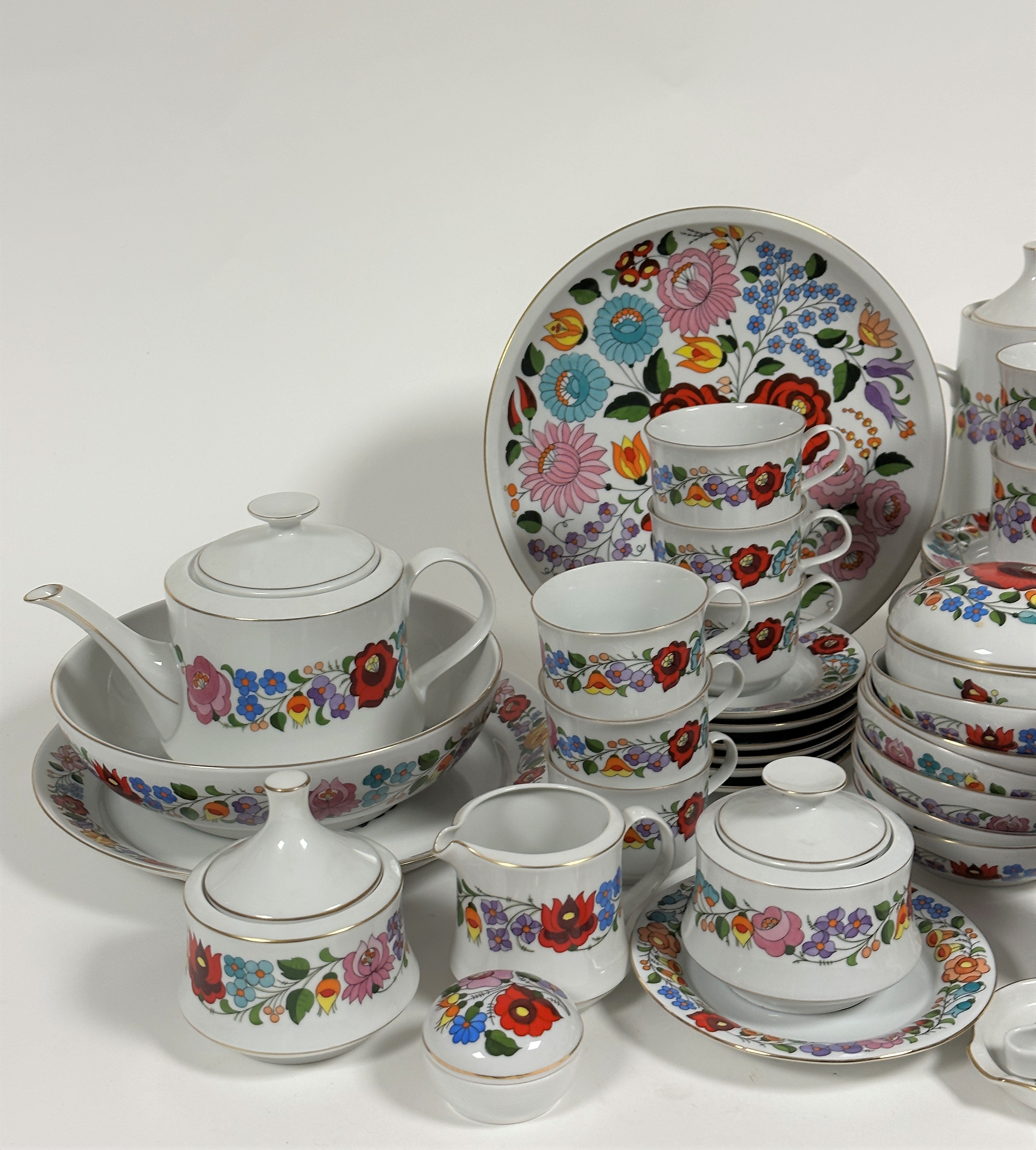 A sixty one piece Hungarian Kolocsa tea, coffee and serving set, including six tea cups, six - Image 3 of 4