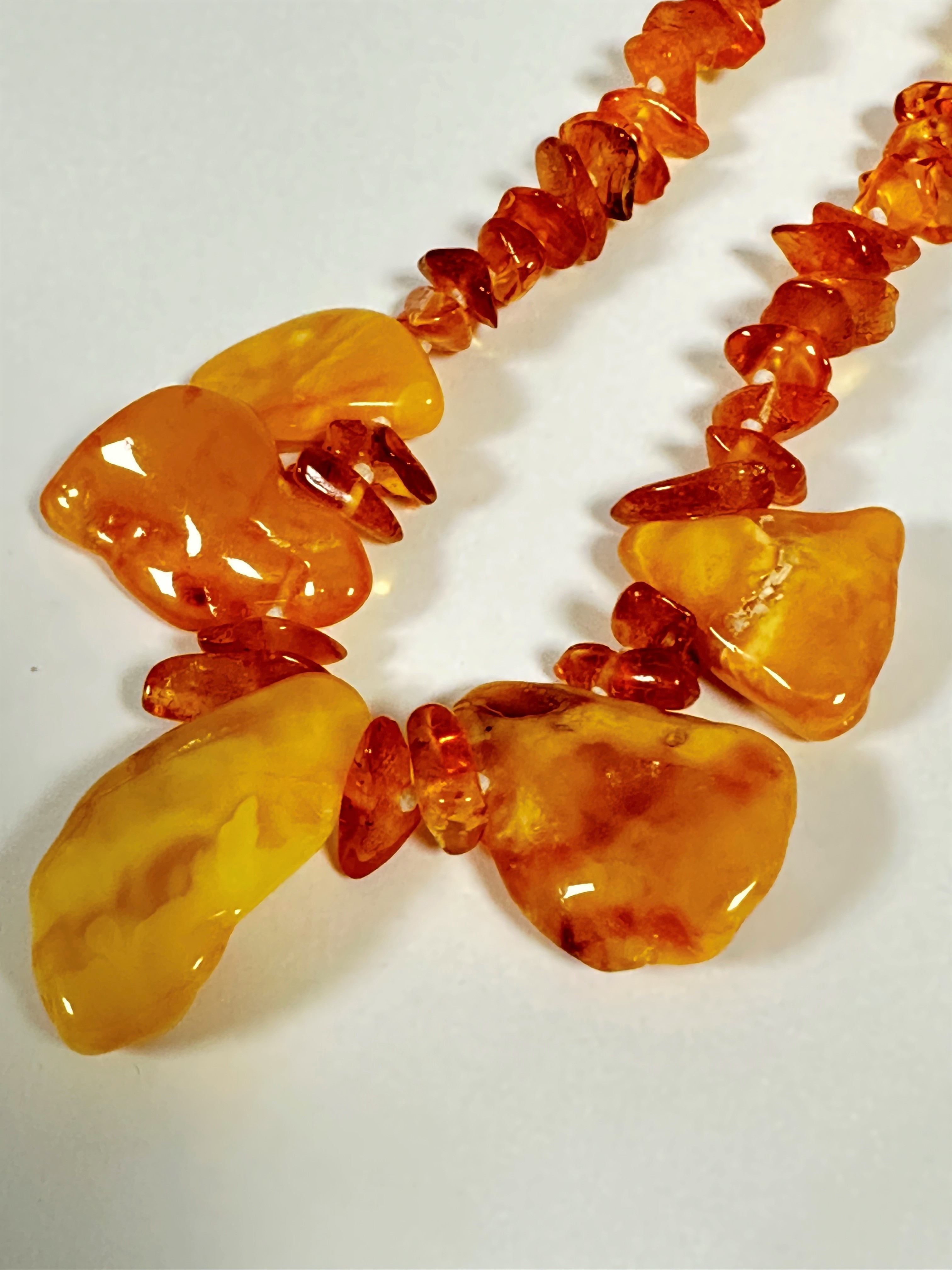 A Baltic butterscotch amber nugget necklace. 22cm - Image 2 of 2