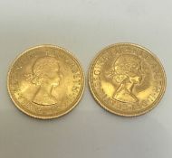 Two Queen Elizabeth II gold sovereign 1966 and 1967, 16.03g. (2)