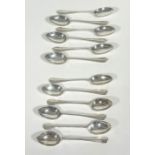 A set of six Sheffield silver Rat Tail pattern tea spoons, (L x 11cm) Sheffield 1912 and a set of