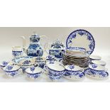 A mixed lot of blue and white comprising an Enoch Wedgwood Tunstall 'Royal Homes' transfer printed
