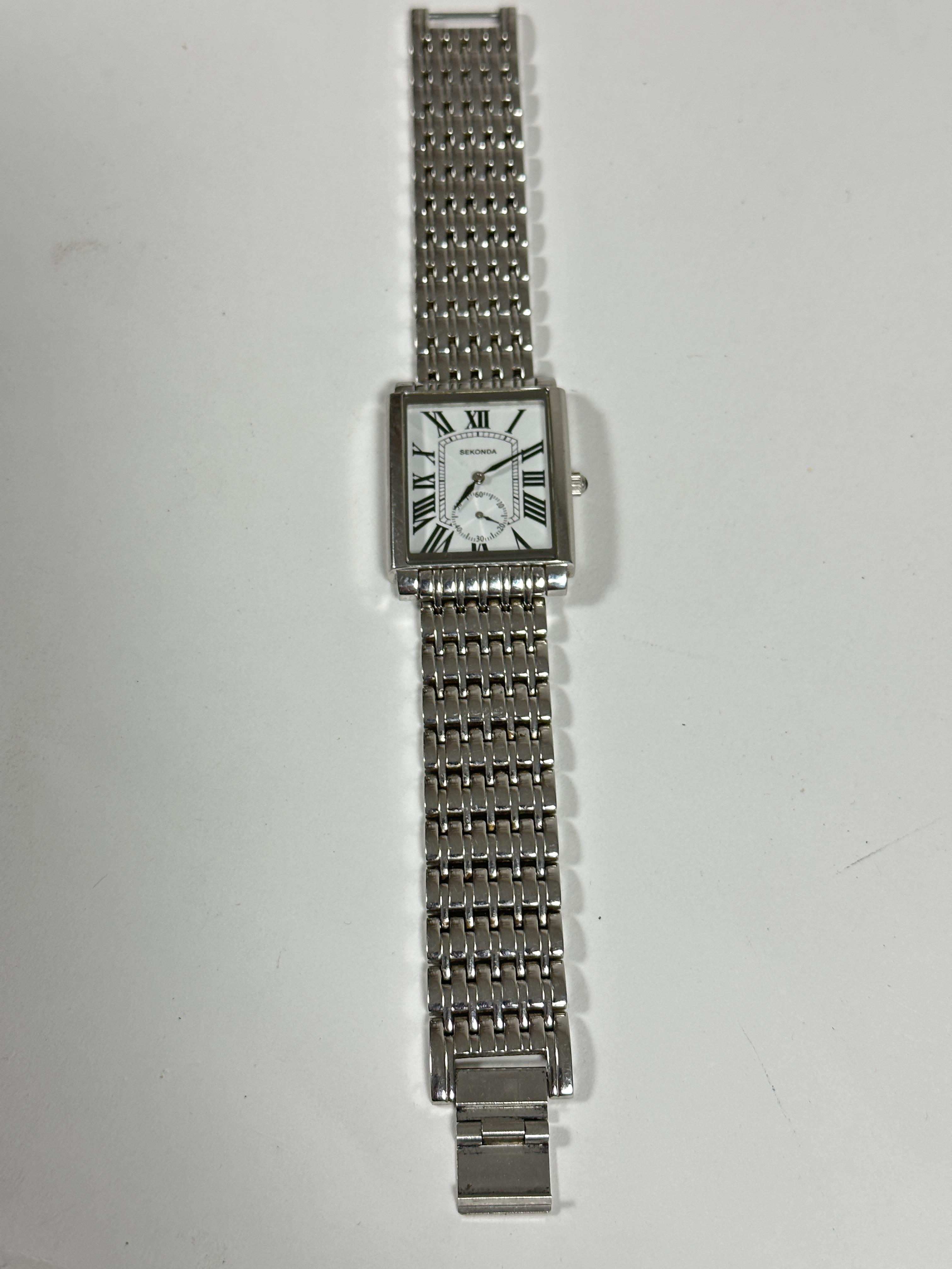 A Gents Sekonda quartz stainless steel large tank style wrist watch with white enamel dial and Roman - Image 3 of 3