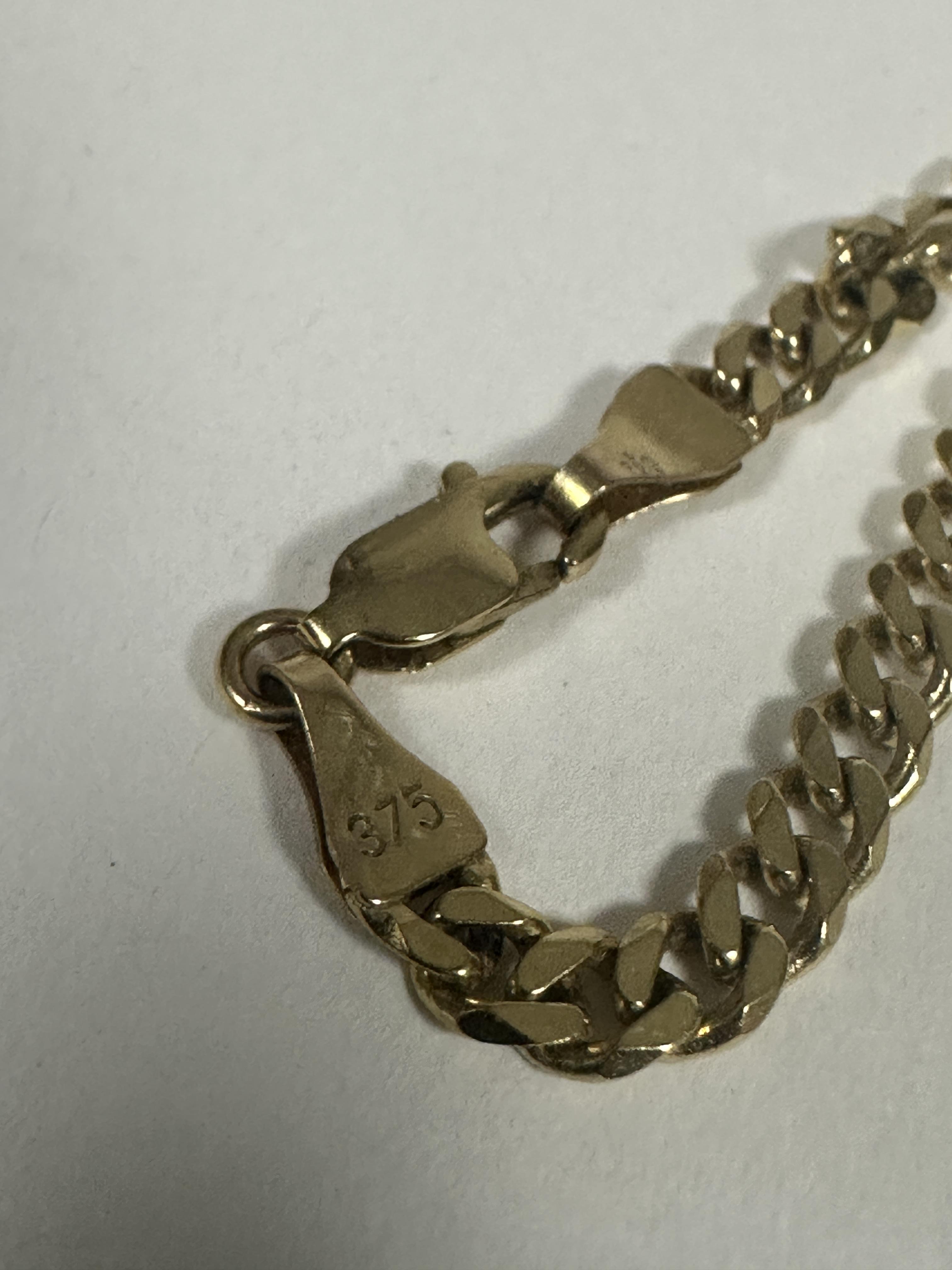 A 9ct gold kerb link necklace with lobster claw clasp fastening, no signs of damage, hard solder - Image 2 of 2