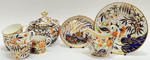 A group of Derby(?) porcelain Imari palette items comprising a plate (w- 21cm), a small dish with