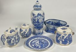 A mixed group of blue and white comprising a Sadler's pottery ginger jar and cover (h-12cm), a tea
