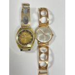 A Watches of Switzerland Gents automatic gilt metal wrist watch with gilt dail and baton hour
