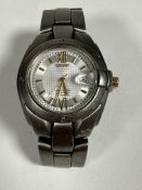 A Japanese Seiko lady's Titanium perpetual calendar wristwatch with silvered dial and Roman and