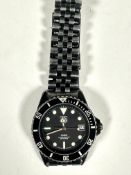 A Tag Heuer Swiss 1000 professional divers Stainless Steel sports quartz watch with revolving