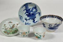 A 18thc Chinese blue and white shallow dish decorated with five claw dragon chasing the pearl of