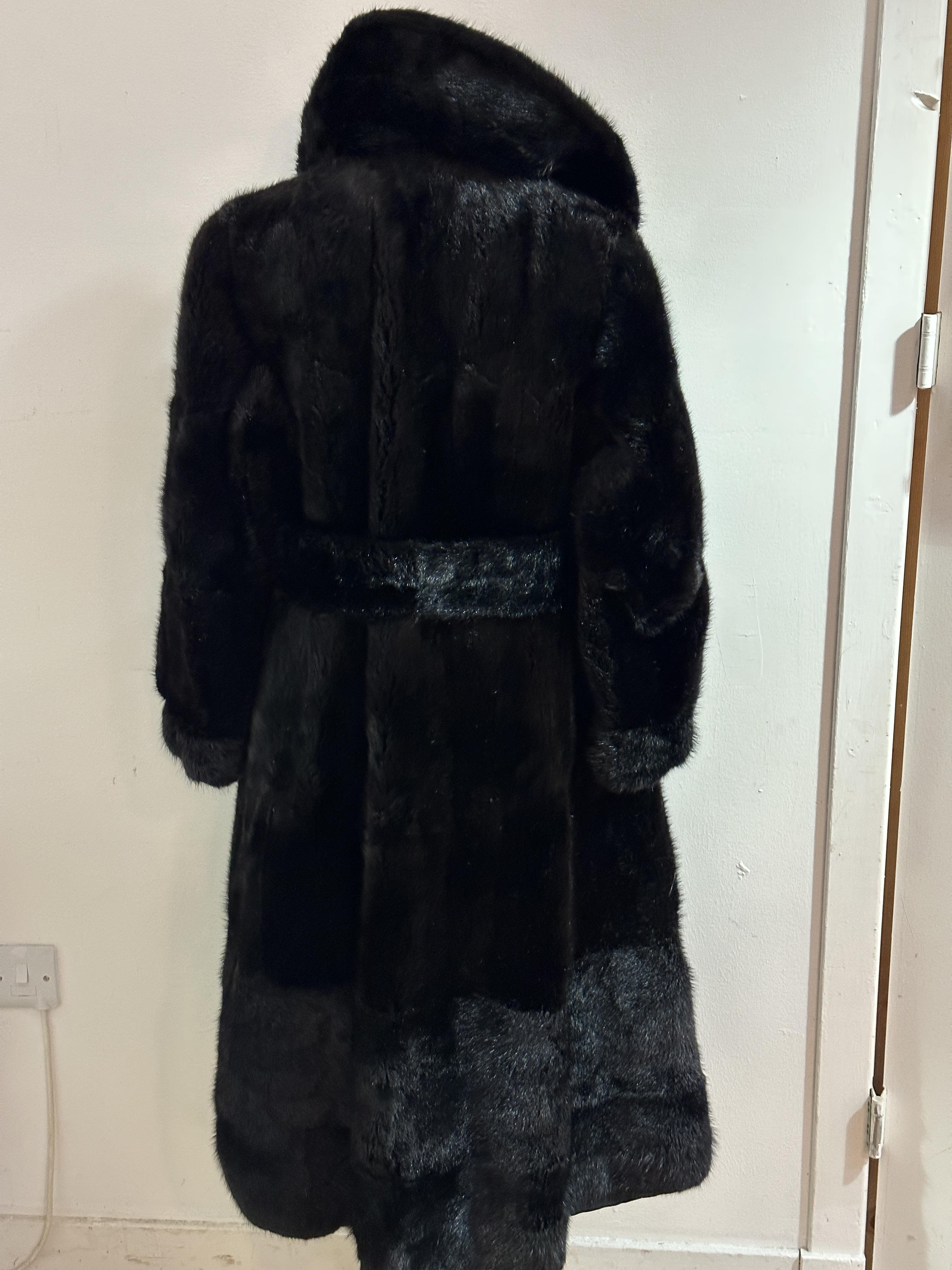 A Lady's wild ranch Mink full length coat and full fold over collar and satinised lining and two set - Image 5 of 5