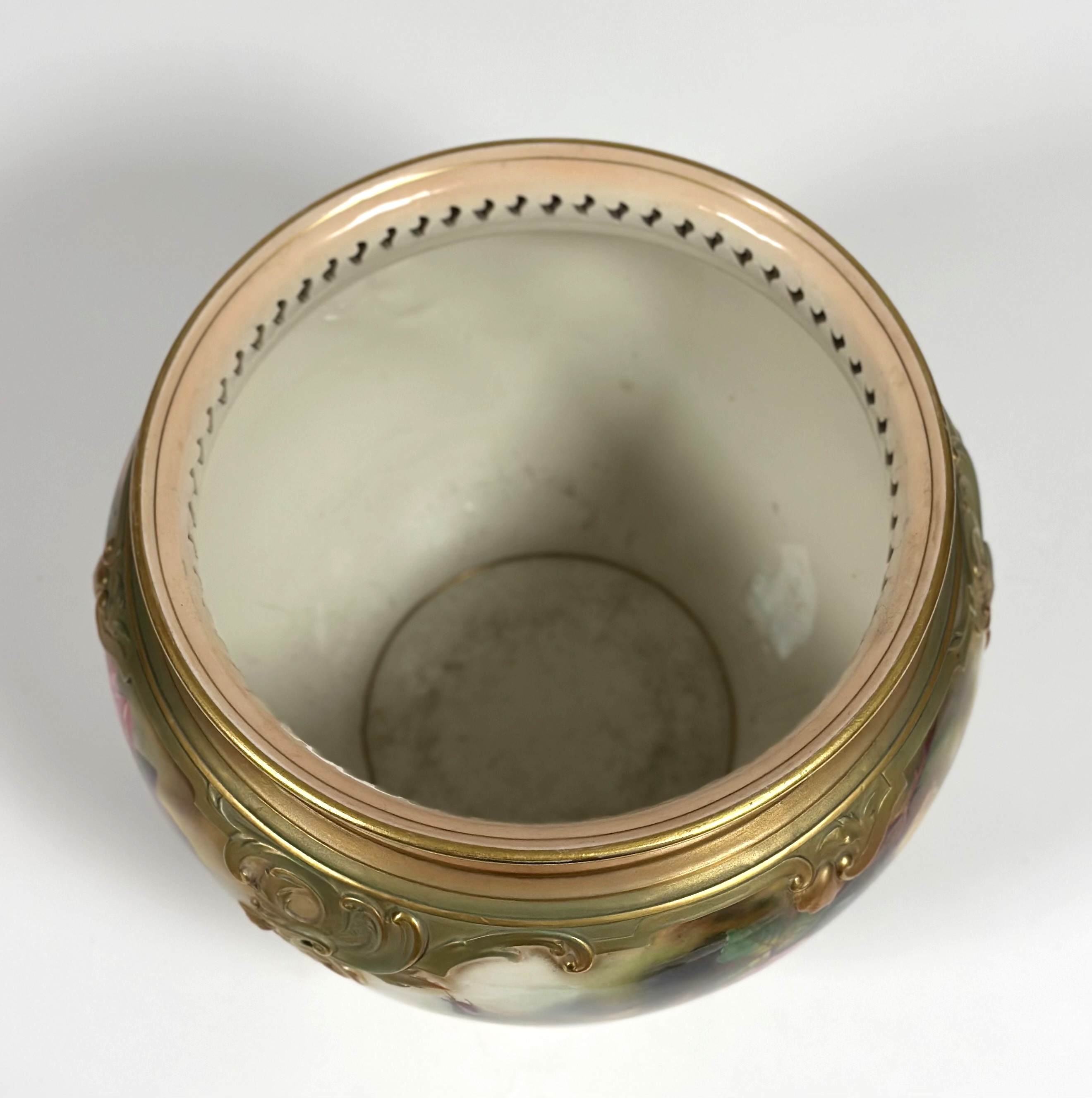 A Royal Worcester porcelain jardiniere - Image 4 of 4