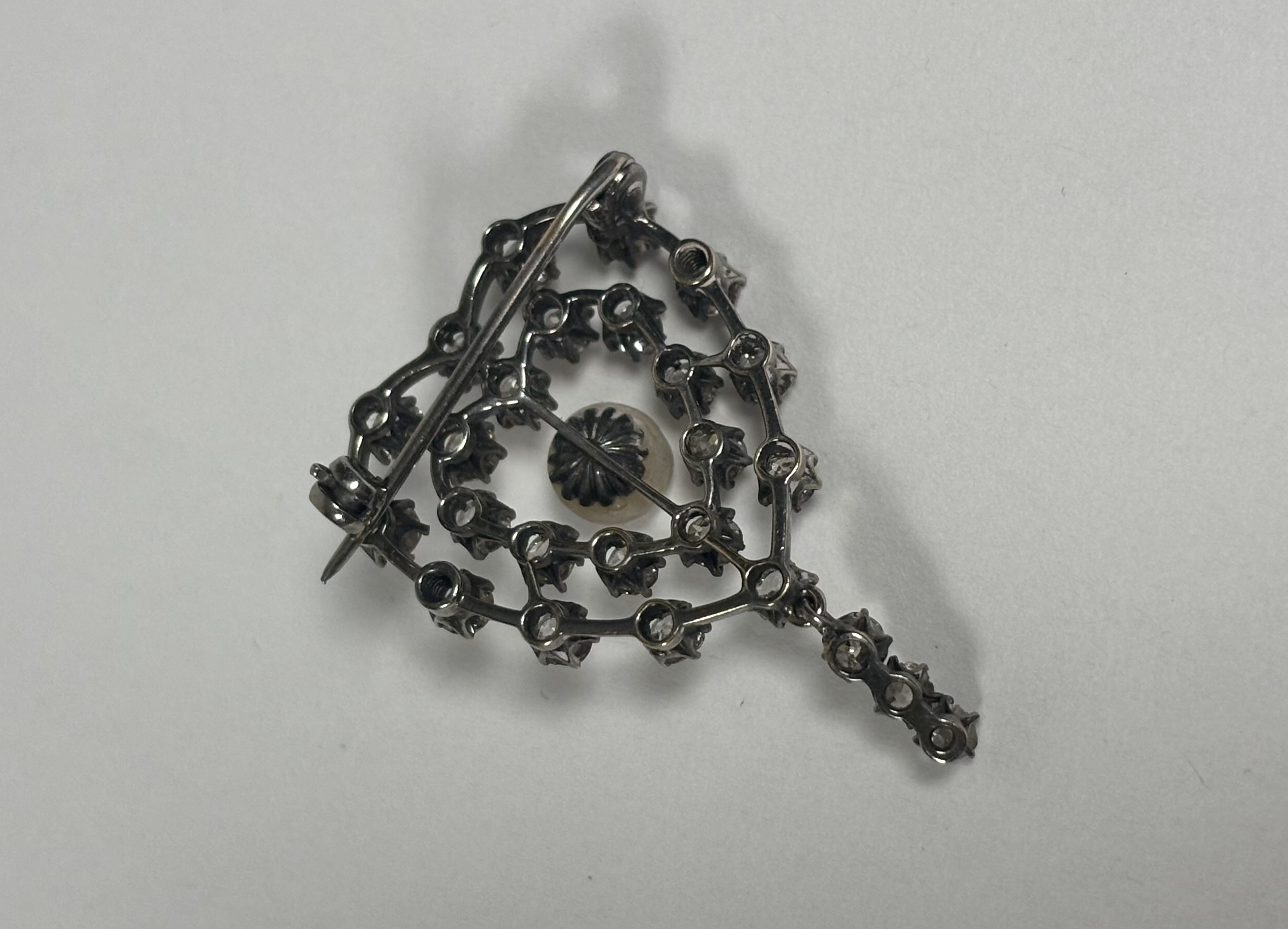 A late 19th century old-cut diamond and pearl brooch of heart form - Image 2 of 2