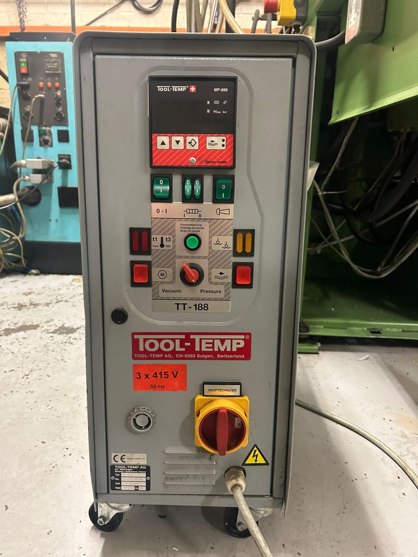 Arburg 221-75-350 injection moulding machine to include Tool-Temp temperature control unit - Image 9 of 11