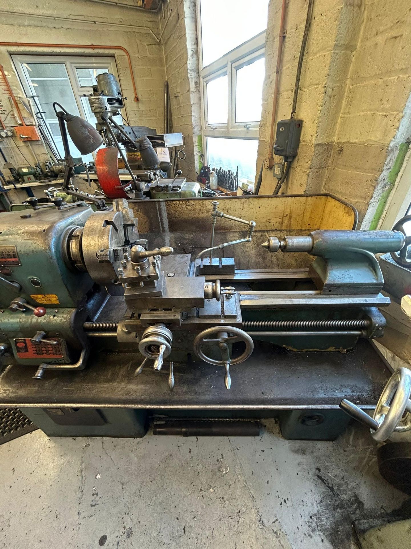 Colchester Triumph 7.5” lathe - Image 4 of 7