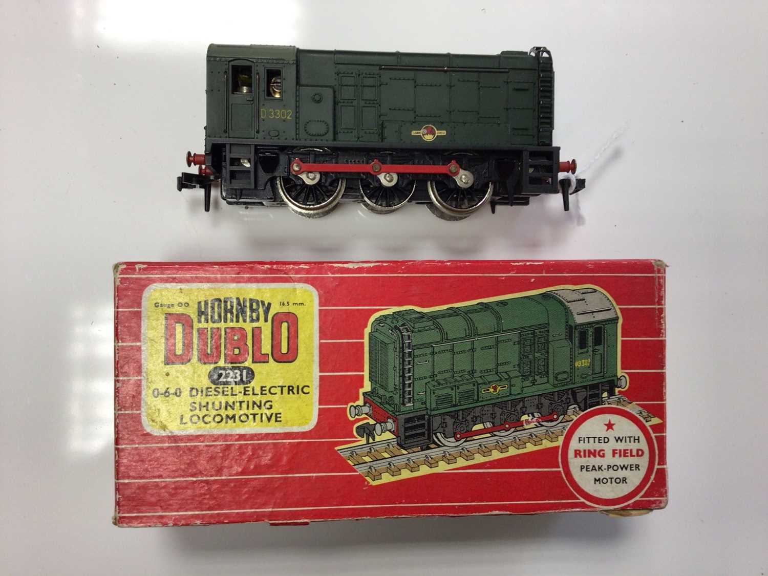 Hornby Duplo 3 rail BR green Co-Bo diesel electric locomotive D 5713, boxed 3233 and BR green 2 rail