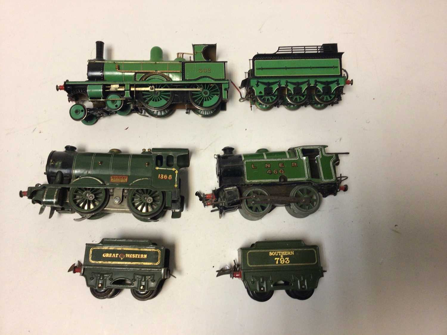 Railway O gauge selection of unboxed locomotives including 0-4-0 Hornby three rail 1368, LNER 460, 4