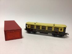 Hornby O gauge No.2 Pullman (Restored), plus five other unboxed tinplate Pullman Carriages (6)