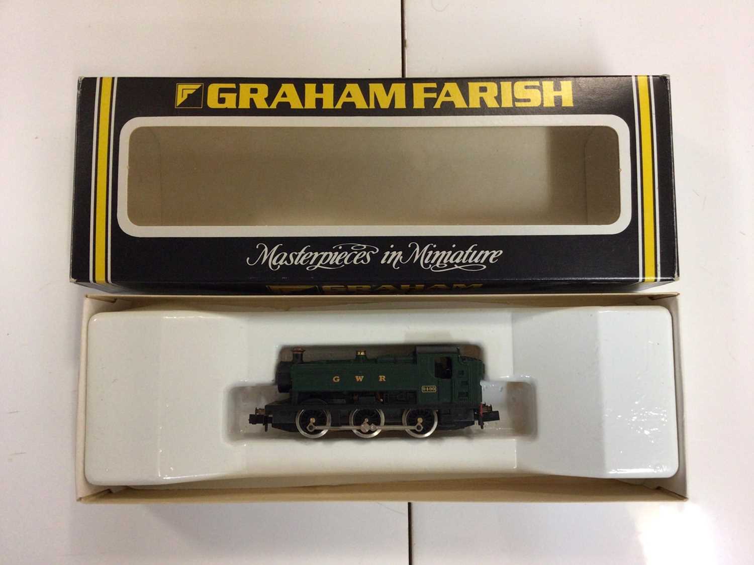 Graham Farish N gauge locomotives including LMS black 2-6-0 Class 2MT Ivatt tender locomotive 6404,