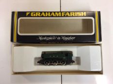 Graham Farish N gauge locomotives including LMS black 2-6-0 Class 2MT Ivatt tender locomotive 6404,