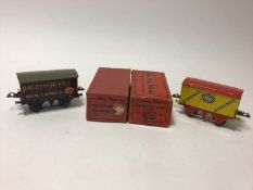 Hornby O gauge selection of boxed Wagons including Palethorpes Sausages, No.50 Salt Wagons "Saxa", B