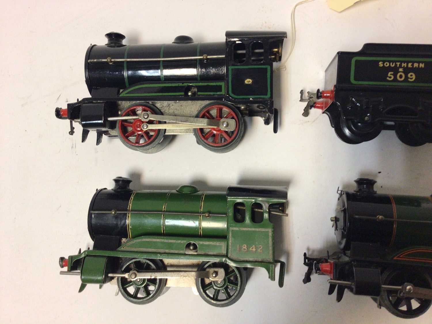 Hornby O gauge tinplate clockwork 0-4-0 locomotives and some tenders (qty) - Image 2 of 12
