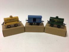 Hornby Series O gauge selection of rolling stock tankers & wagons, all in buff coloured boxes (9)