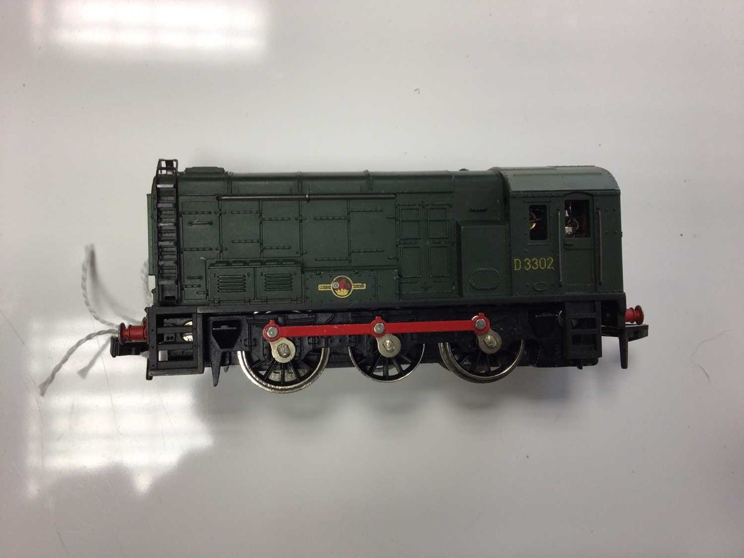 Hornby Duplo 3 rail BR green Co-Bo diesel electric locomotive D 5713, boxed 3233 and BR green 2 rail - Image 2 of 4