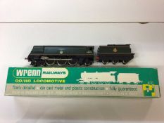 Wrenn OO gauge 4-6-2 BR Green Battle of Britain Class '222 Squadron' tender locomotive 34078, (wrong