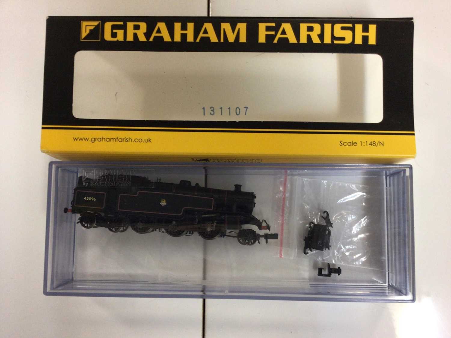 Graham Farish N gauge locomotives including LMS black 2-6-0 Class 2MT Ivatt tender locomotive 6404, - Image 2 of 3