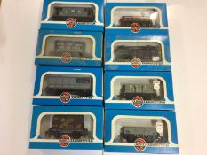 Airfix & GMR Airfix OO gauge rolling stock, vans and wagons (19)